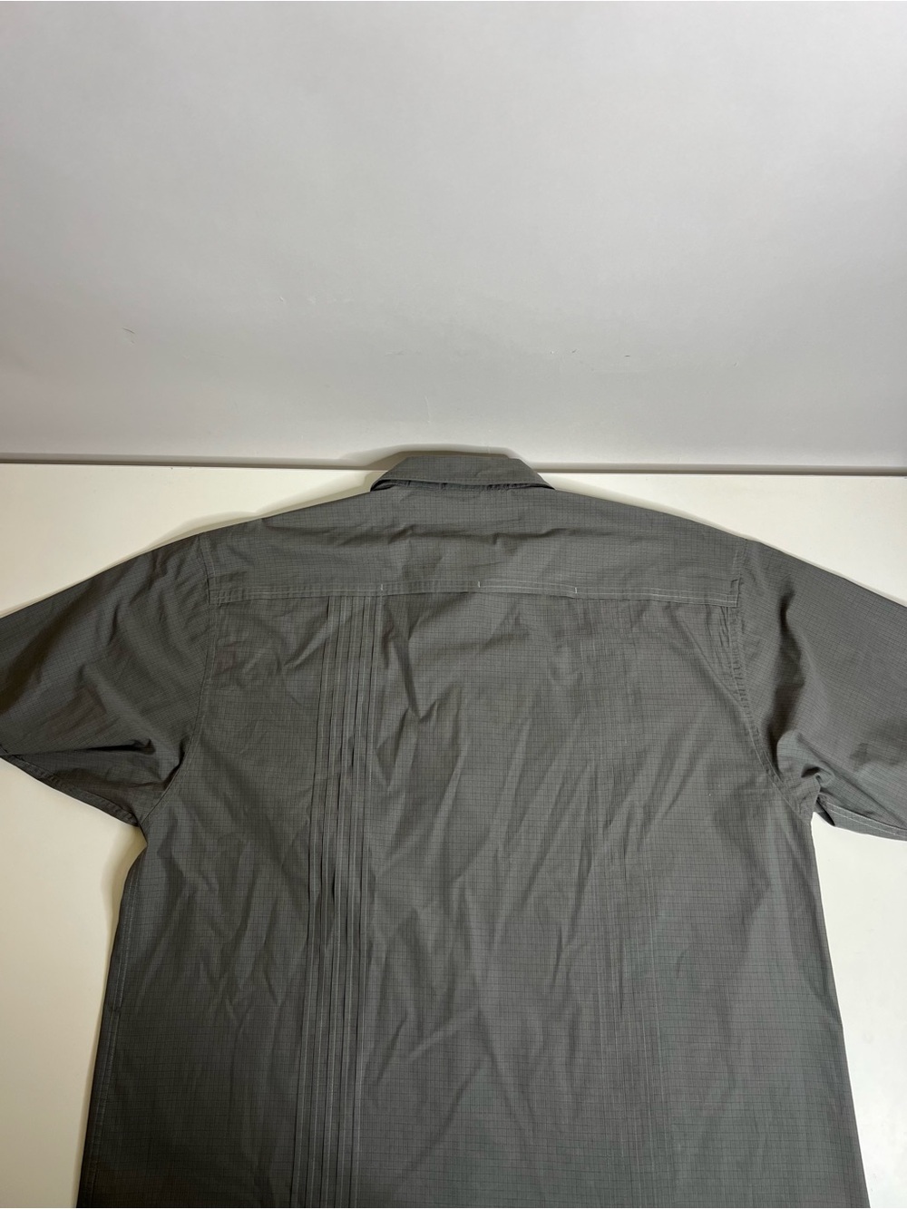 Howler Brothers Lot 4 Short Sleeve , 1 Long Sleeve Button Up Shirts - Size XXL - Picture 12 of 16